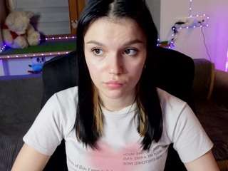 Alexandra live cam preview