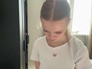 AndreaMordeci live cam preview