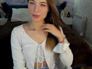 caroline-prescott2