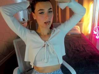 caroline-prescott2