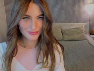 caroline-prescott2