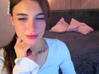 caroline-prescott2