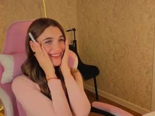 caroline-prescott2