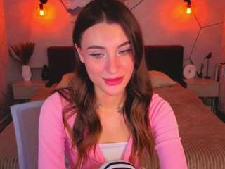 Caroline live cam preview
