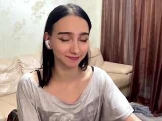 EvitaSarconi live cam preview