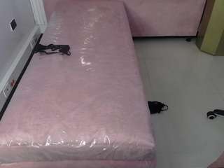 mia-pink-ch