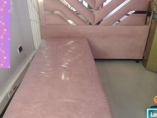 mia-pink-ch