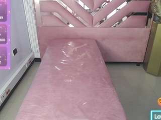 mia-pink-ch