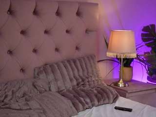 NicoleJoyce live cam preview