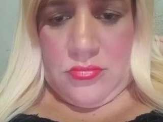 Live cam show with coroa-aretada