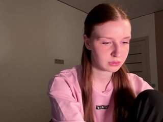 Mary live cam preview