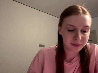 Mary live cam preview