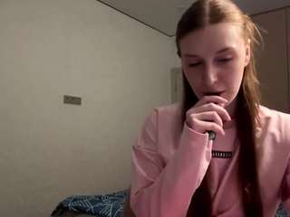 Mary live cam preview
