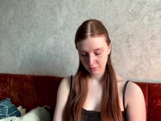 Koricastille's cam show statistics and live stream
