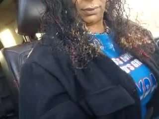 Live webcam model lushdiamondz on Soda Cams