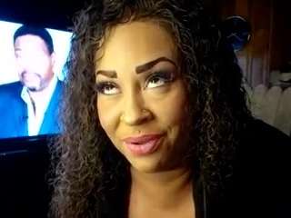 lushdiamondz Live Webcam on CamSoda