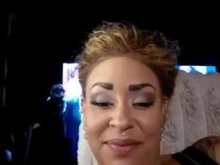 Live webcam model lushdiamondz on Soda Cams