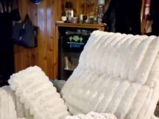 Live webcam model lushdiamondz on Soda Cams