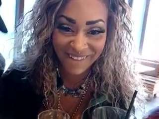 LushDiamonds live cam