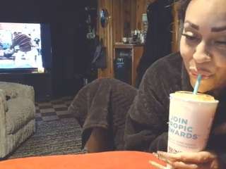 lushdiamondz live cam profile