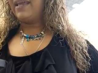 Live webcam model lushdiamondz on Soda Cams