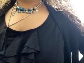 lushdiamondz live cam profile