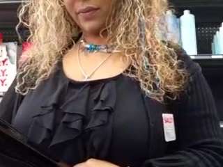 Live webcam model lushdiamondz on Soda Cams