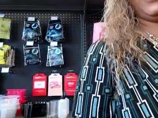 Live webcam model lushdiamondz on Soda Cams