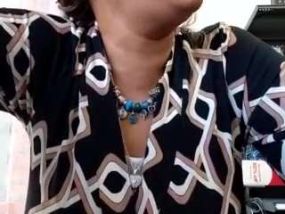 Live webcam model lushdiamondz on Soda Cams