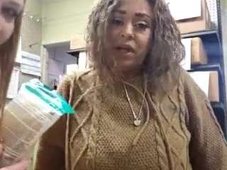 lushdiamondz's CamSoda show and profile