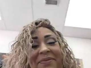 lushdiamondz webcam