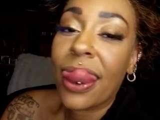 Lushdiamondz's cam show statistics and live stream