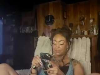 lushdiamondz's live room