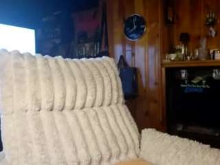 lushdiamondz webcam model