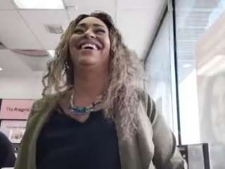 LushDiamonds live cam preview