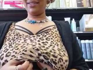 LushDiamonds live cam preview