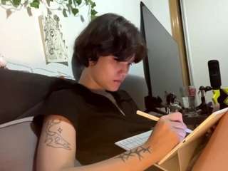 lissapuccio webcam model