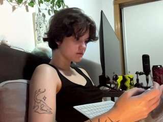 Lissa live cam preview