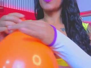 laurynbrown1 live cam preview