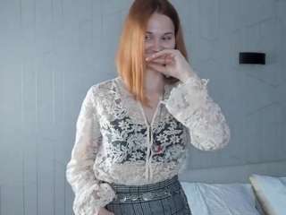 EvitaJustice live cam preview