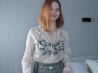 EvitaJustice live cam preview