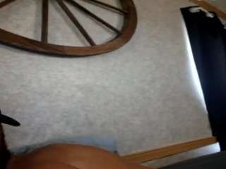 Willynillycrow111's cam show statistics and live stream