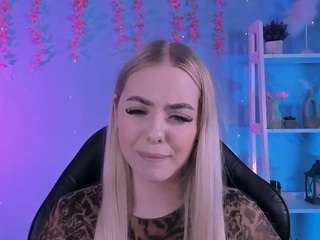 melena-sky live cam preview