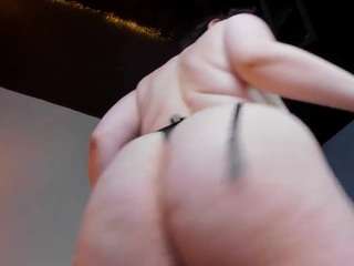 HottyAlba live cam preview