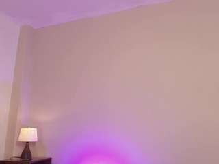 Meganlux live cam preview