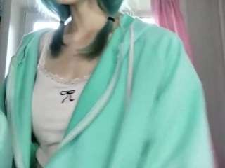 loretrusler webcam