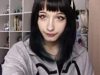 LoreTrusler