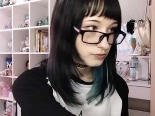 LoreTrusler