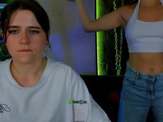 mia-lay live cam preview