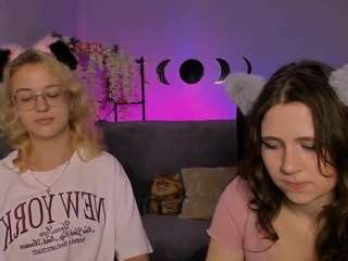 mia-lay live cam preview